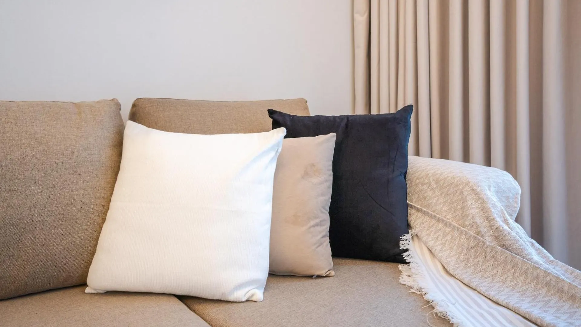 아파트 Cozy 1Br Midtown 20 Mins To Mall Of Emirates By Vibel 두바이
