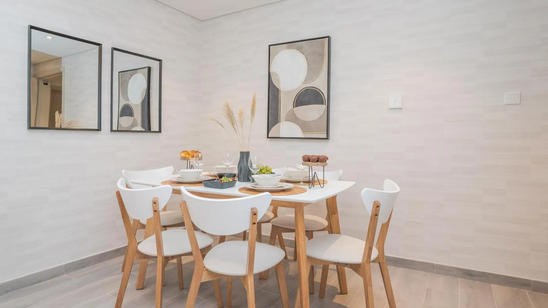 Cozy 1Br Midtown 20 Mins To Mall Of Emirates By Vibel 두바이
