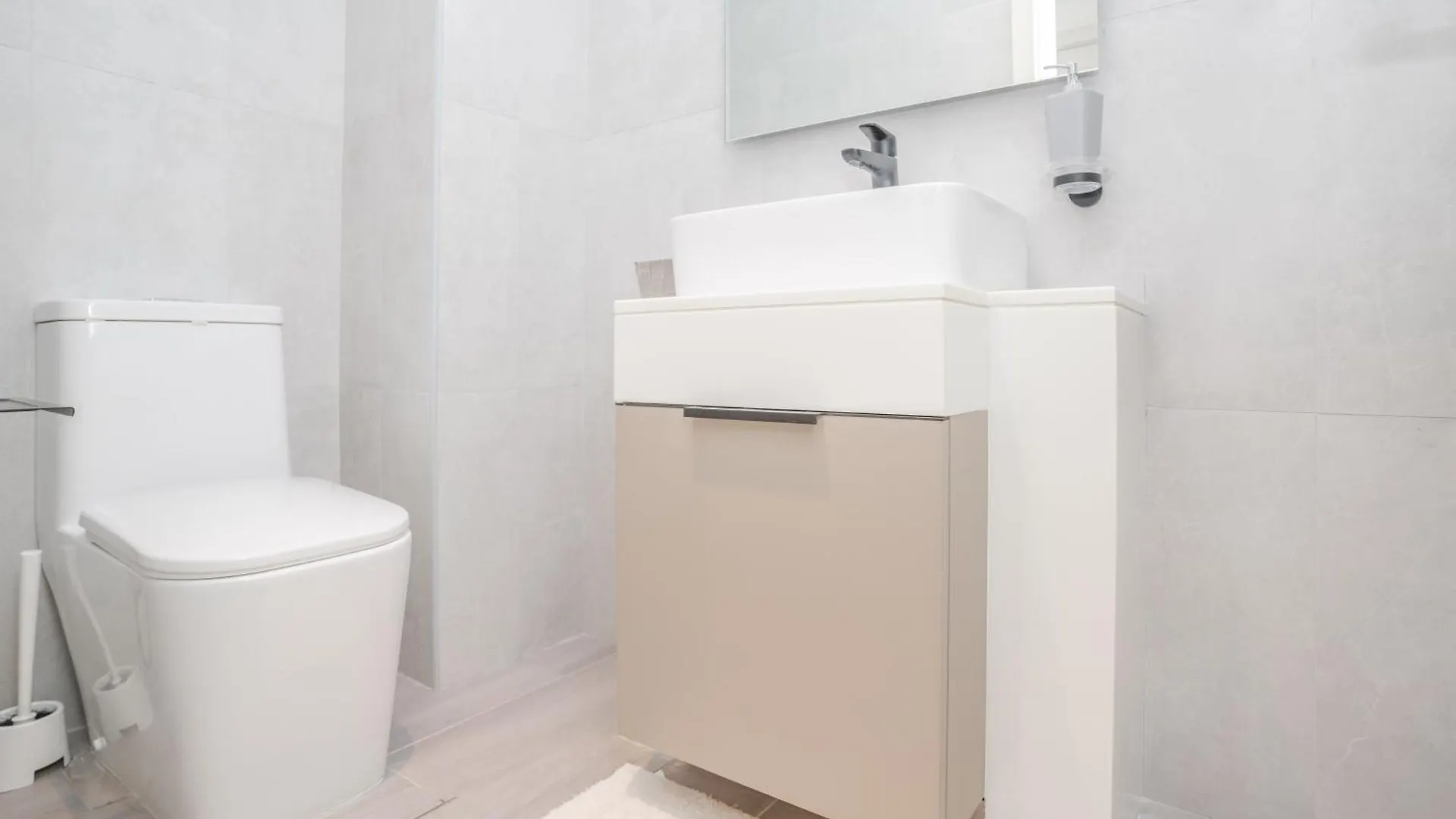 Cozy 1Br Midtown 20 Mins To Mall Of Emirates By Vibel 두바이 아파트