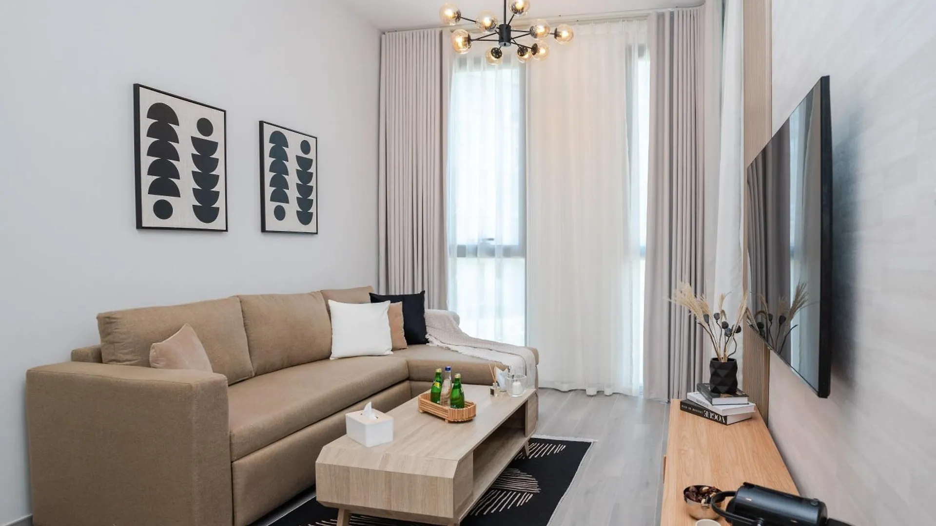 Cozy 1Br Midtown 20 Mins To Mall Of Emirates By Vibel 두바이 아랍에미리트